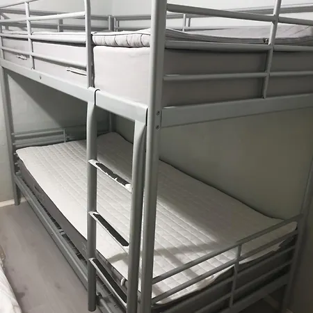 Riverside Rooms, Apartments, Hostel