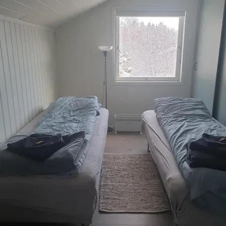 Riverside Rooms, Apartments,